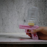 Водный пистолет аккумуляторный &quot;Electric Water Gun&quot; (розовый) MZD Toys